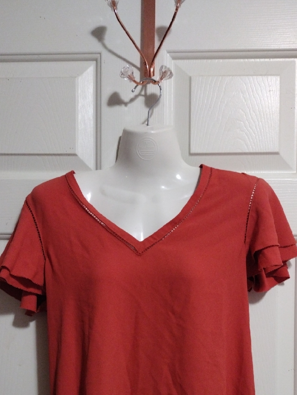 Ann Taylor Rust Short Sleeve V-Neck Ruffle Tee XS - Picture 3 of 6